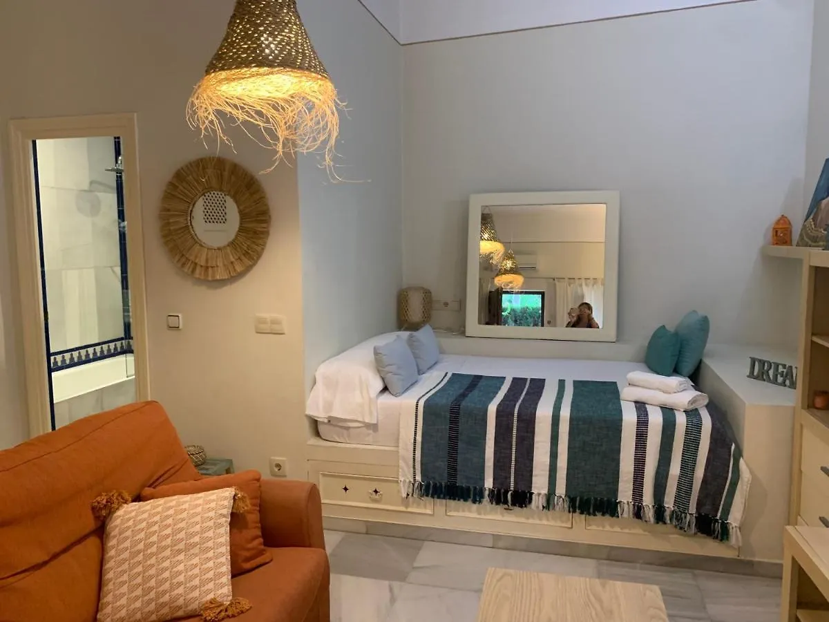 Lovely Studio In Marbella Close To Puente Romano Apartment