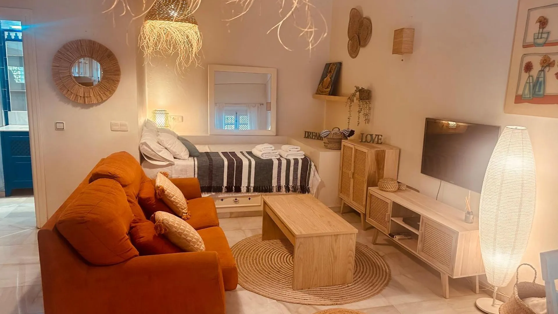 Apartment Lovely Studio In Marbella Close To Puente Romano