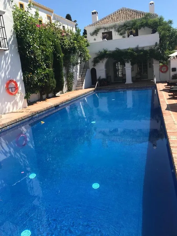 Lovely Studio In Marbella Close To Puente Romano Spanje